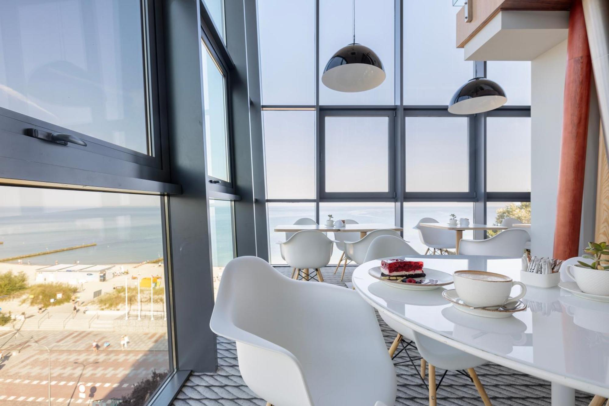 Ultra Marine By Zdrojowa Hotel Kolobrzeg Exterior photo